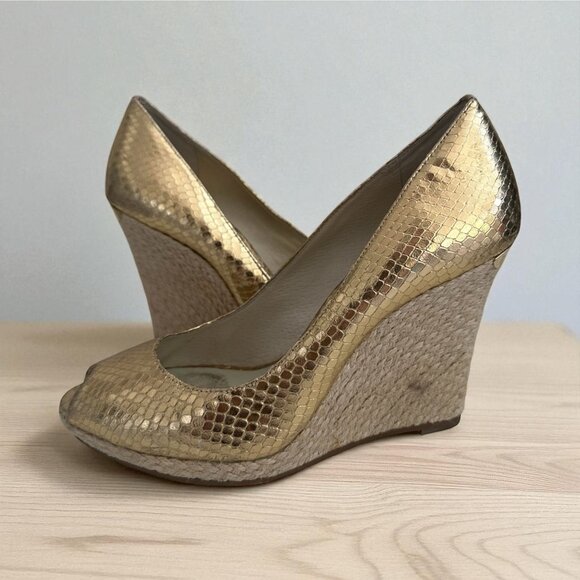 MICHAEL KORS Snake Embossed Gold Leather Espadrilles Wedges Size 7.5 - Picture 1 of 11